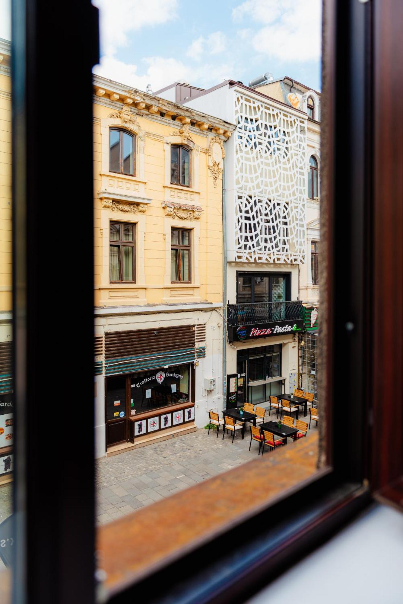 Old City Boekarest Buitenkant foto
